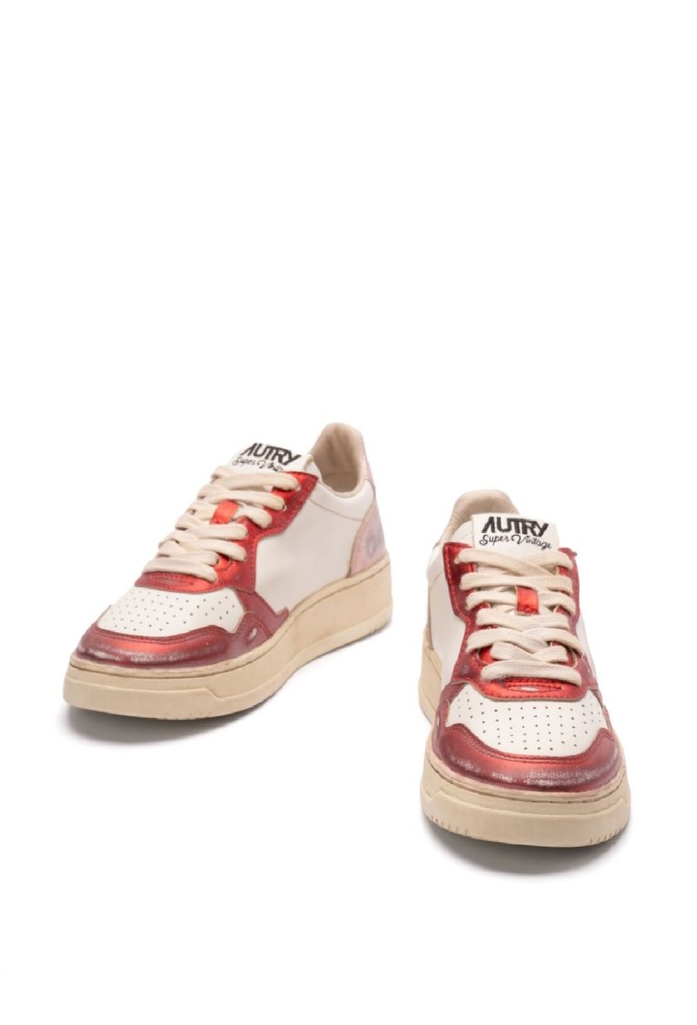 Autry Super Vintage Medalist Low Sneakers In Black