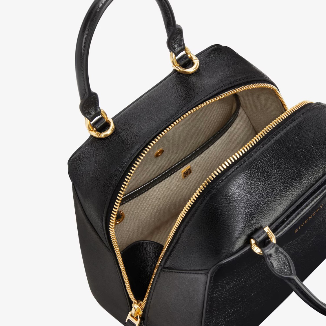 Givenchy Antigona Cube Mini Handbag With Structured Silhouette In Black