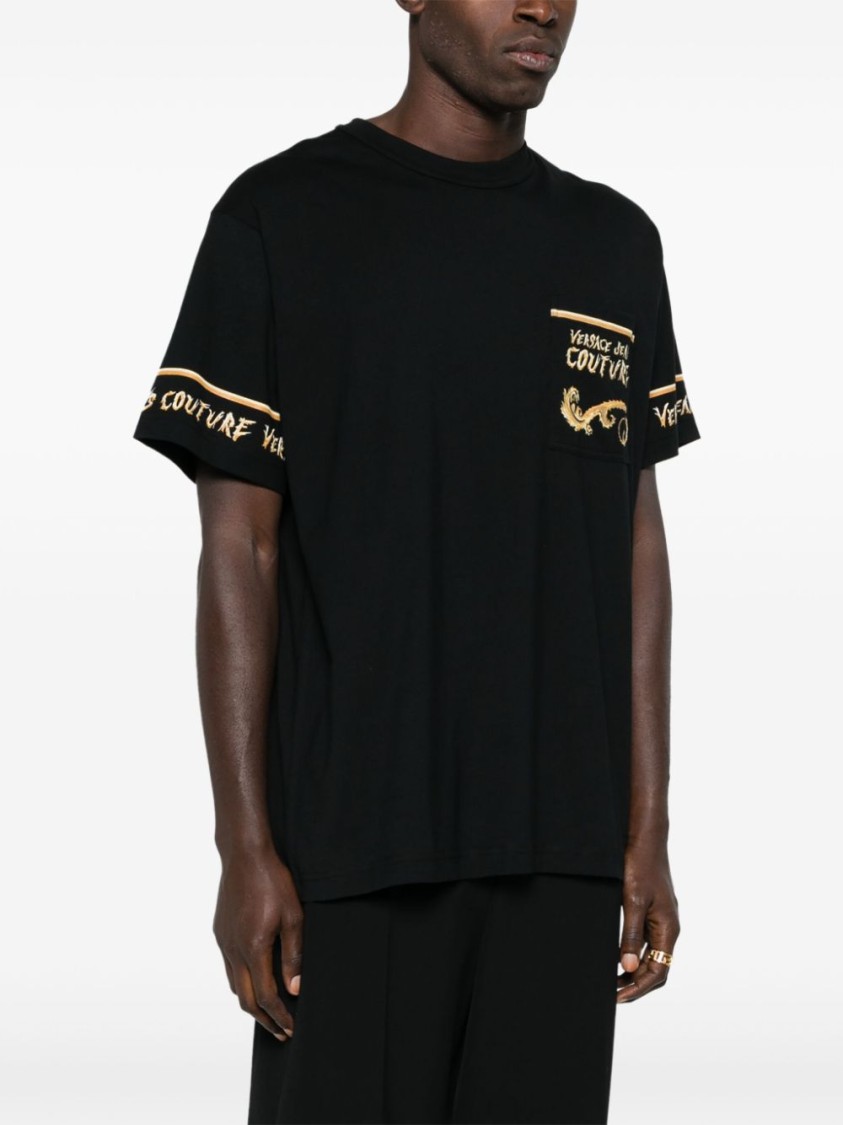 VERSACE JEANS COUTURE VERSACE JEANS COUTURE COTTON BLACK T-SHIRT WITH EMBROIDERED POCKET 