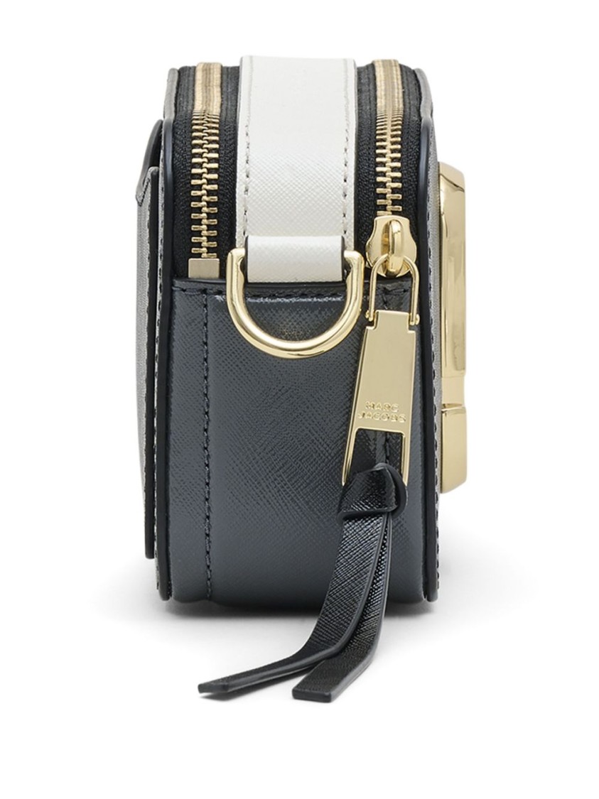 Marc Jacobs The Snapshot Black Shoulder Bag With Metal Logo At The Front In Leather Woman In Black