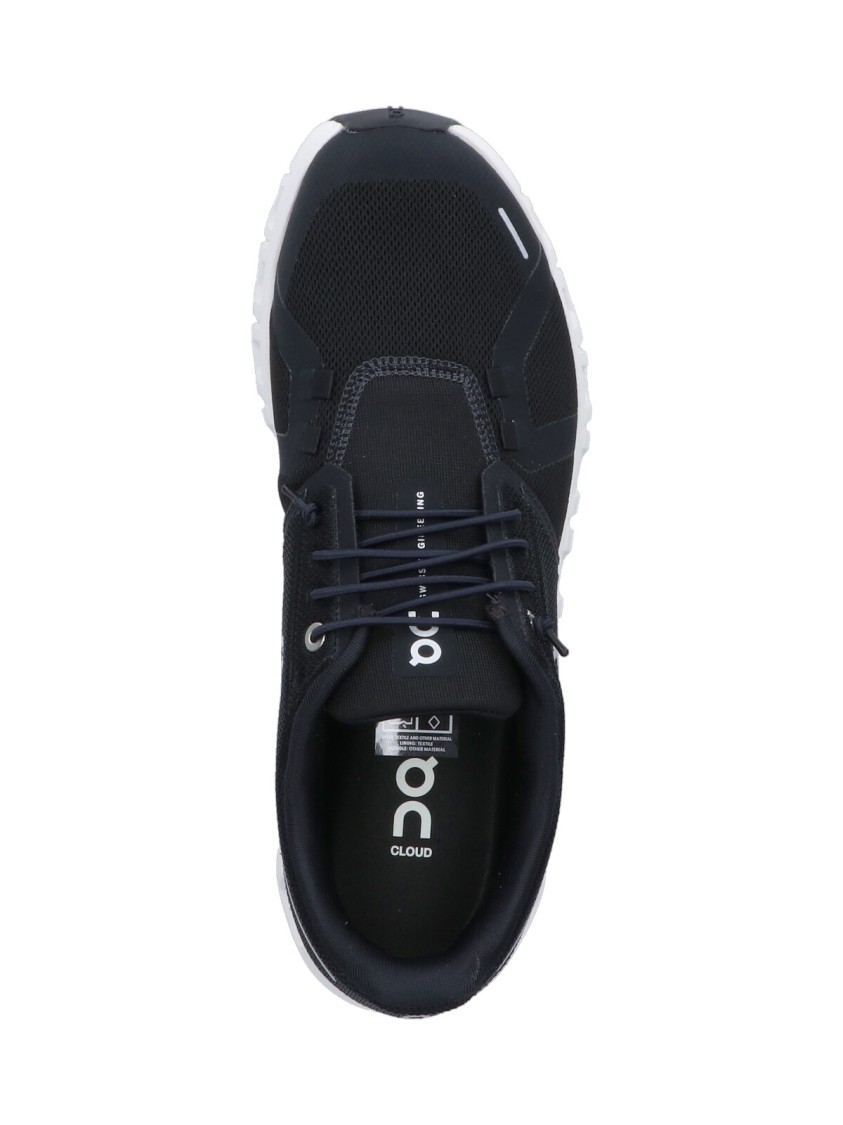 On "cloud 6" Sneakers – Black In Black