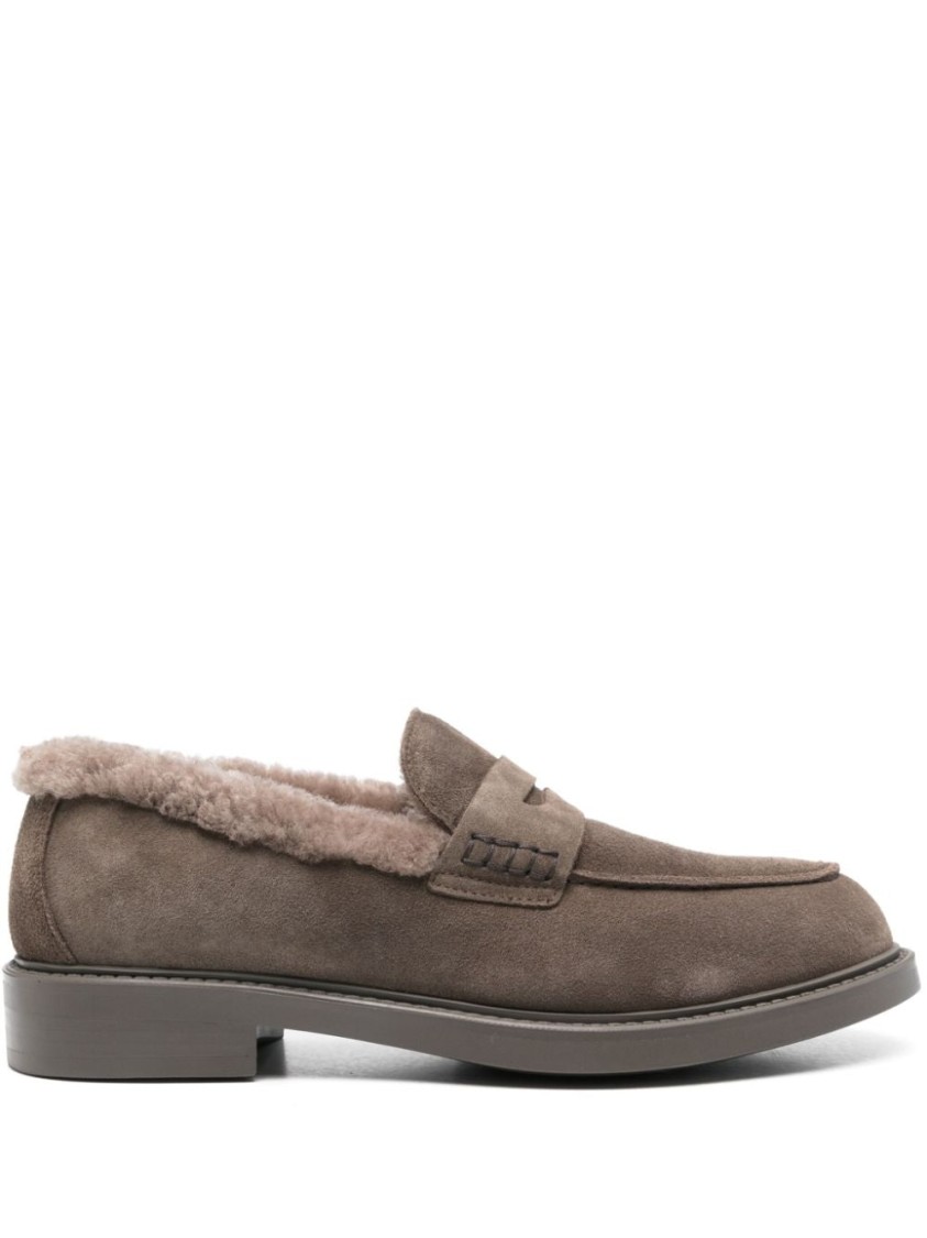 Doucal's Classic Grey Leather Loafers With Plush Lining In Gray