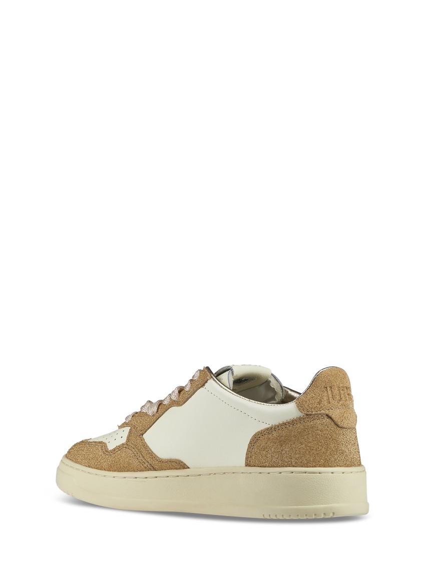 Autry Smooth And Textured Leather Sneakers With Padded Collar In Neutral