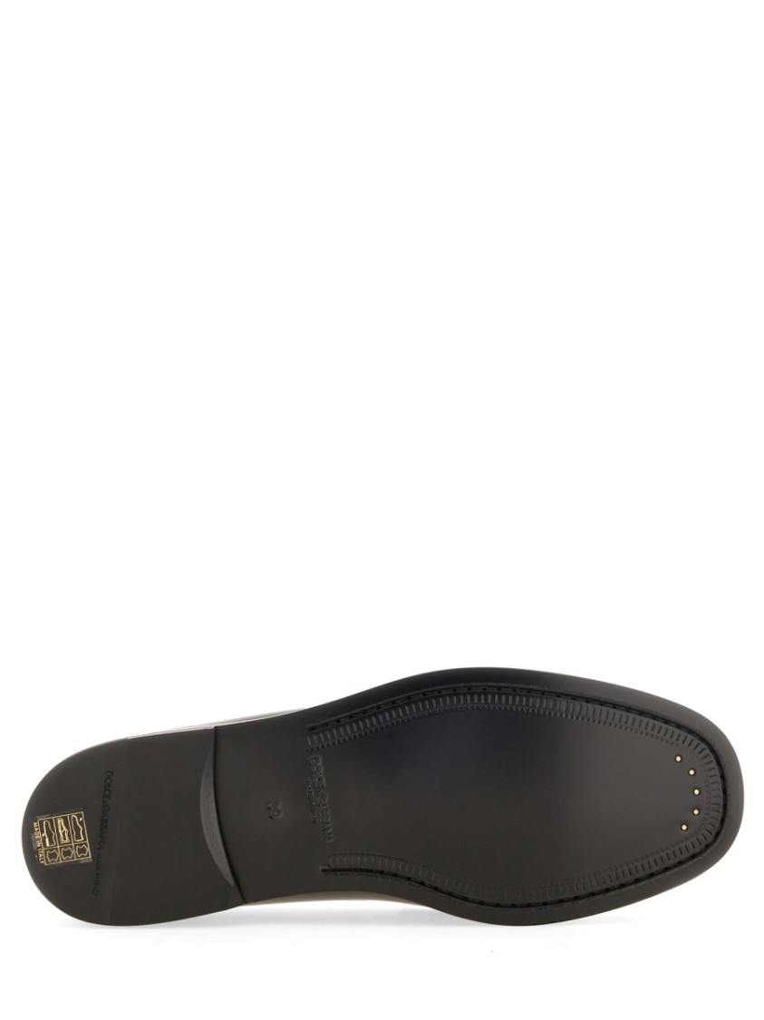 Dolce & Gabbana Dg Medallion Leather Classic Loafers In Black