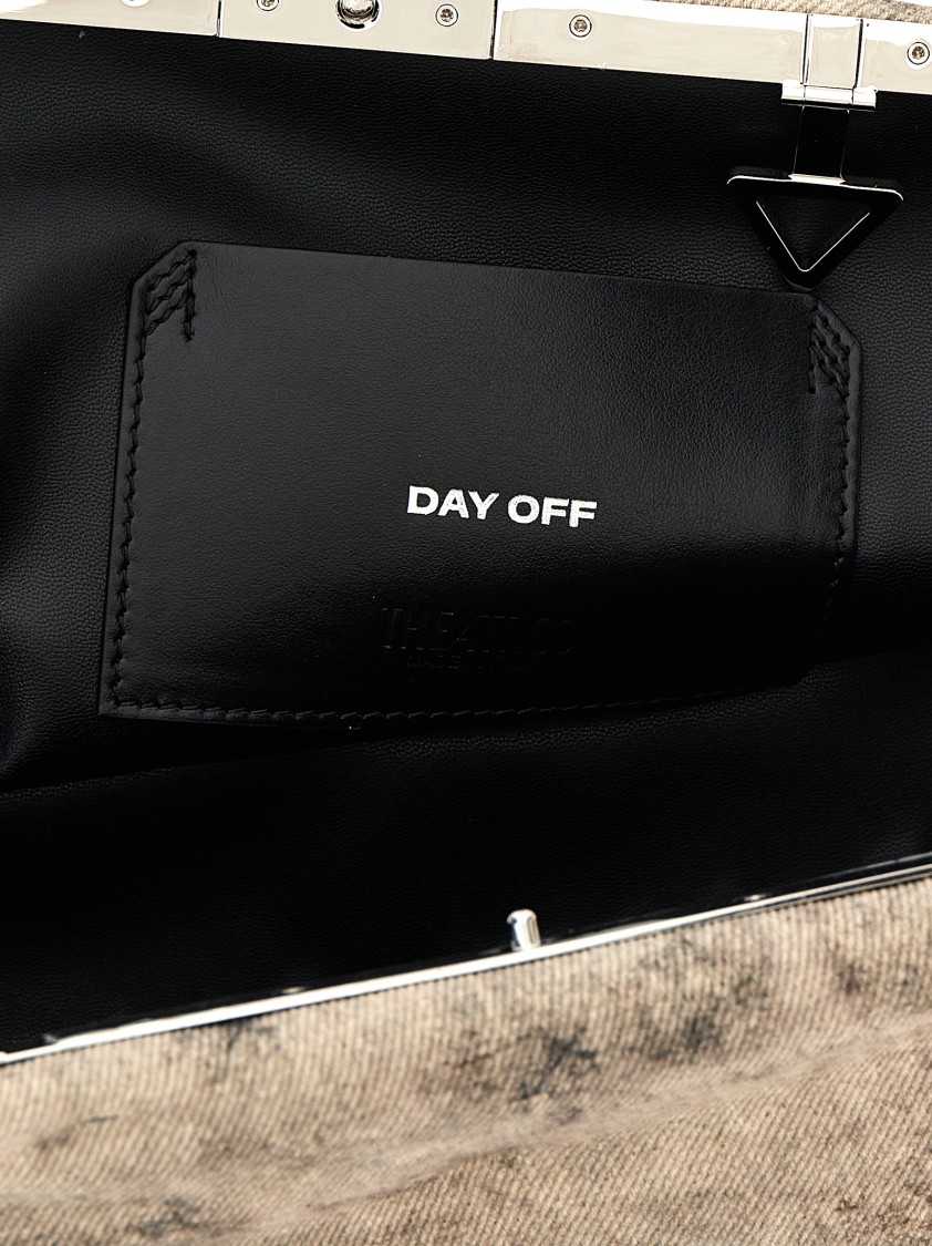 Attico Day Off Canvas Clutch In Neutral
