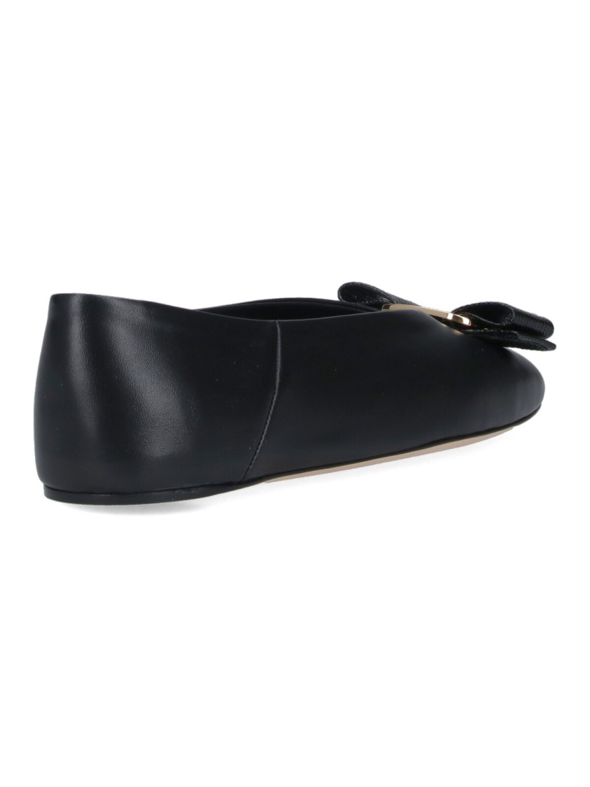 Ferragamo Vara Bow Ballet Flats In Black