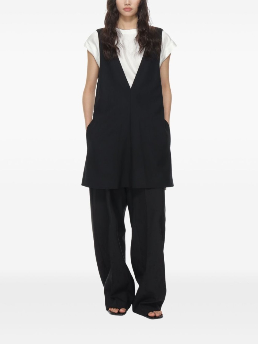 Shop Carven Cashmere Sleeveless V-neck Dress With Side Slit Pockets