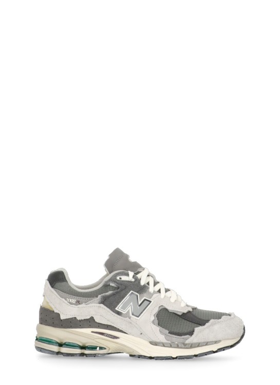 New Balance 2002 Sneakers in Grey THE LIST
