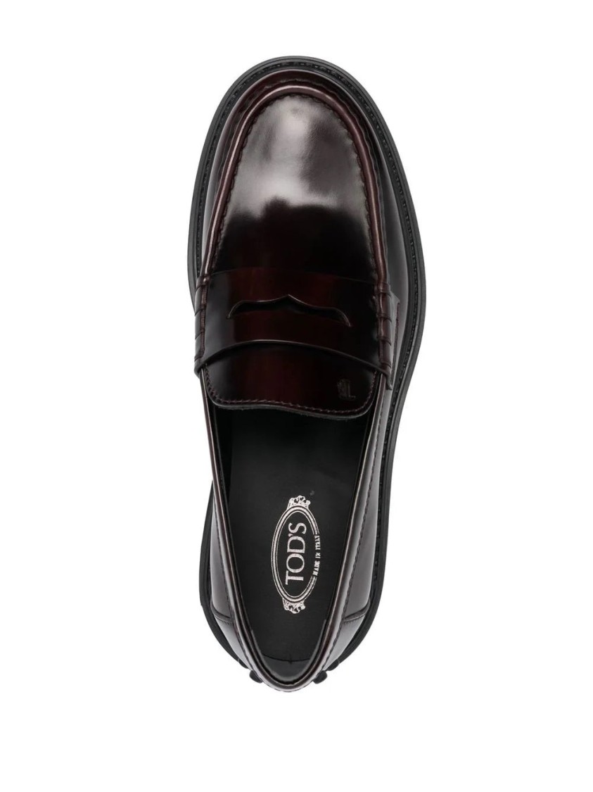 Tod's Glossy Leather Loafers With Penny Strap Detail In Black