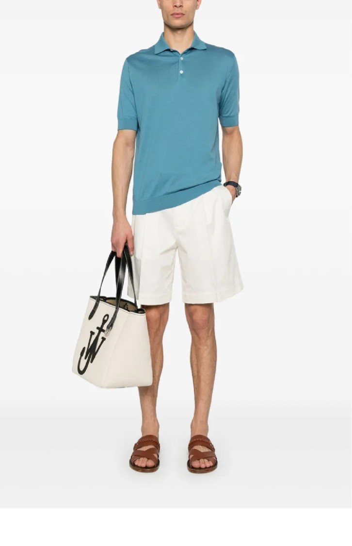 Lardini Tailored Bermuda Shorts With Pleat Detailing In White
