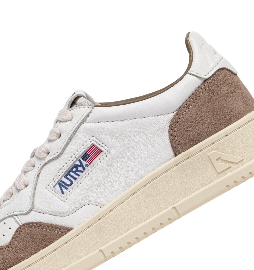 Autry Medalist Sneakers In White Leather With Brown Suede