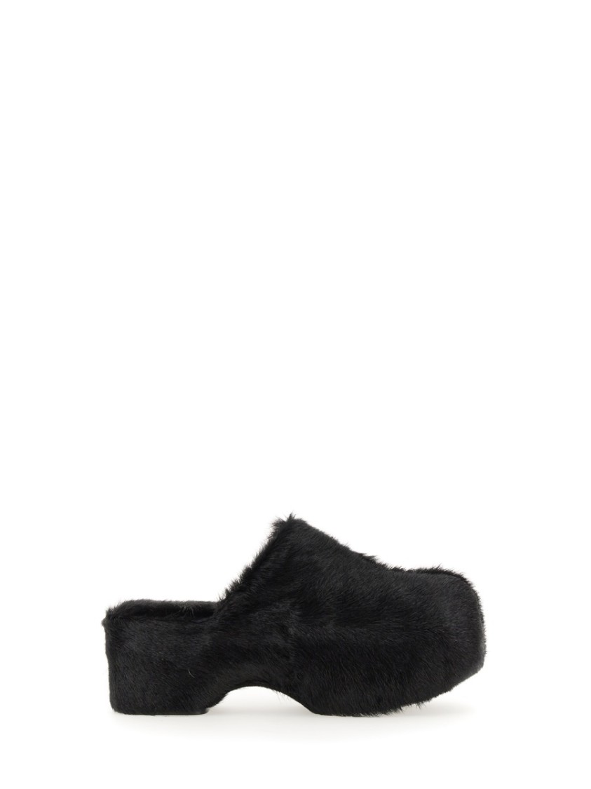 Jil Sander Platform Mules With Plush Fur And Rounded Toe In Black