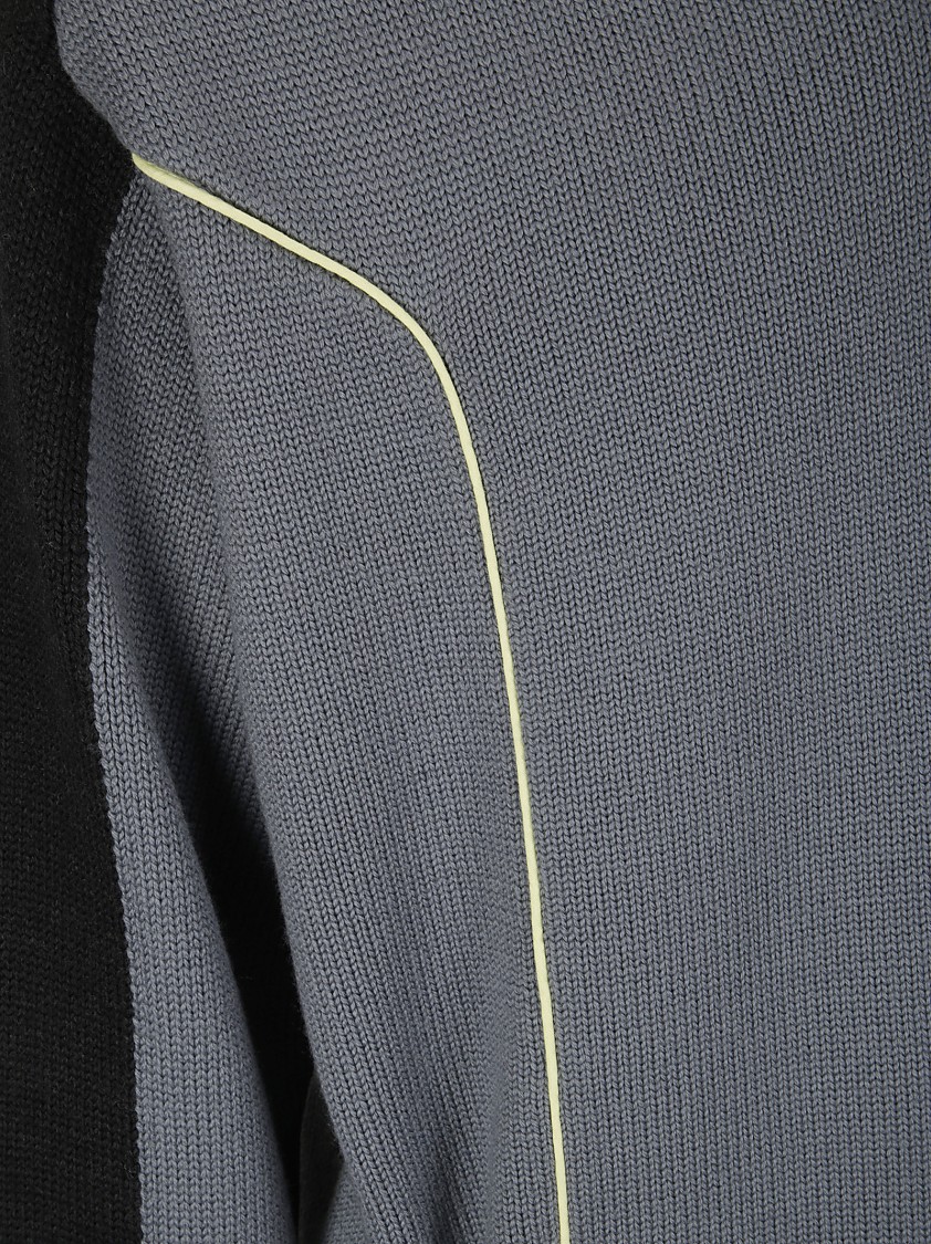 Gr10k Piping V-neck In Grey