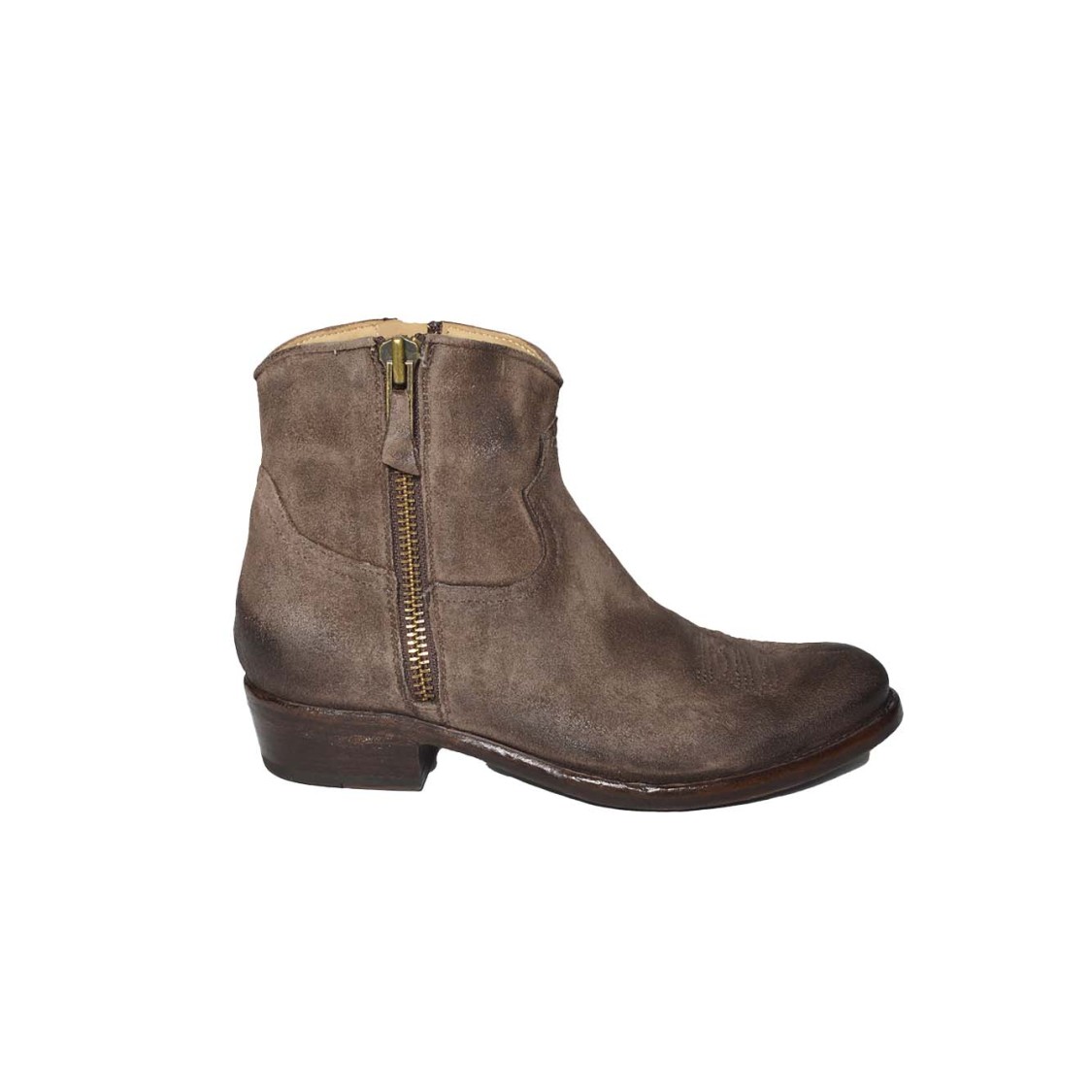 ブーツその他 Damy Vintage-Inspired Beige Suede Cowboy Ankle Boots Damy Vintage-inspired Beige Suede Cowboy Ankle Boots | ModeSens