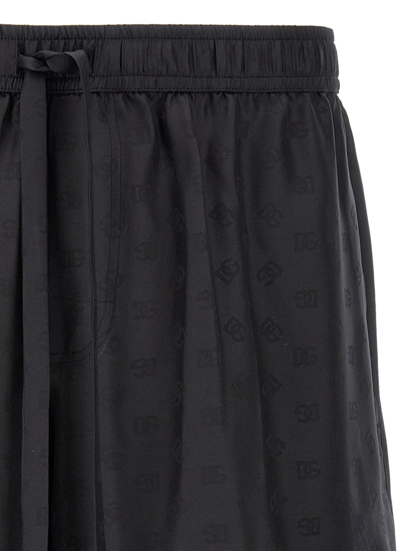 Dolce & Gabbana Black Bermuda Pants With Drawstring Elastic Waist And Maxi Print In Silk Man In Black