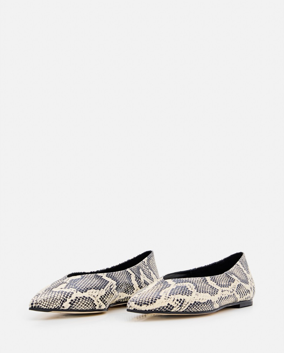Aeyde Moa Snake Print Goat Leather Creamy Shoes In Neutrals