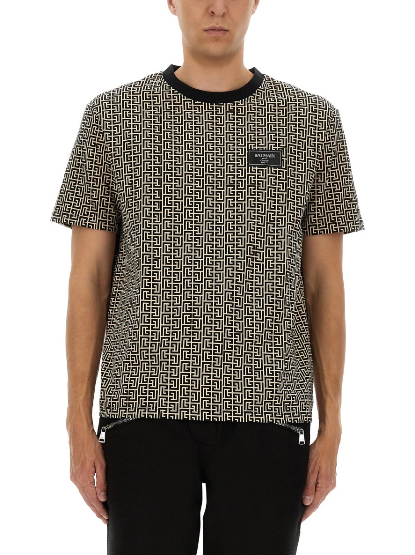 Balmain Grey T-shirt With Logo Applied On The Chest And All-over Labyrinth Motif In Cotton Man