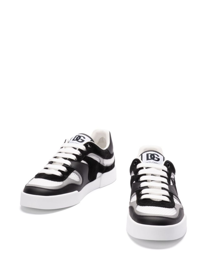 Dolce & Gabbana Round Head Low-cut Sneakers In Black