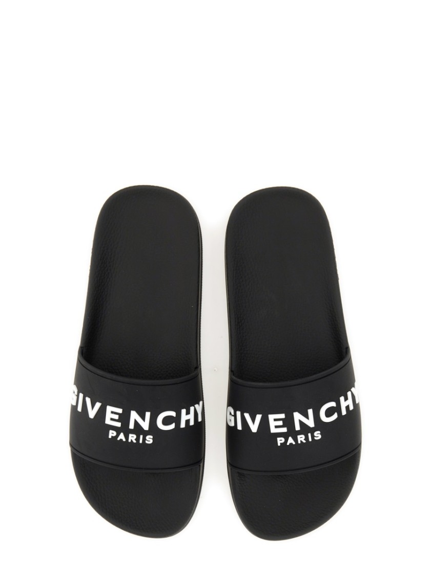 Givenchy Black Flat Slides With Logo In Polyurethane Man