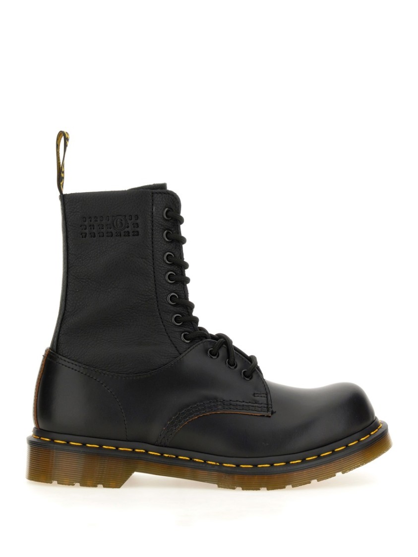 MM6 MAISON MARGIELA DR. MARTENS X MM6 BY MAISON MARGIELA "THE 1490 / 1461" BOOT