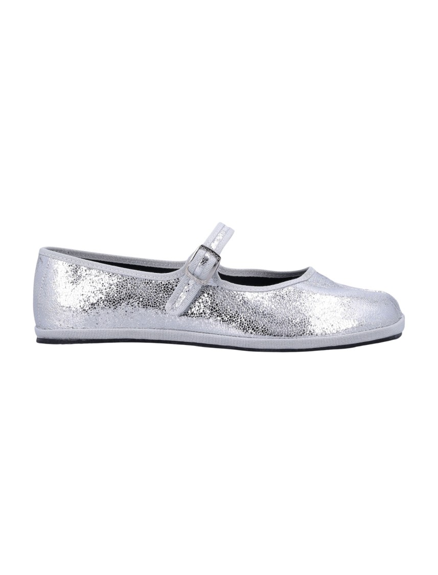 Drogheria Crivellini Fu-tabi Laminated Leather Flat Shoes In Silver