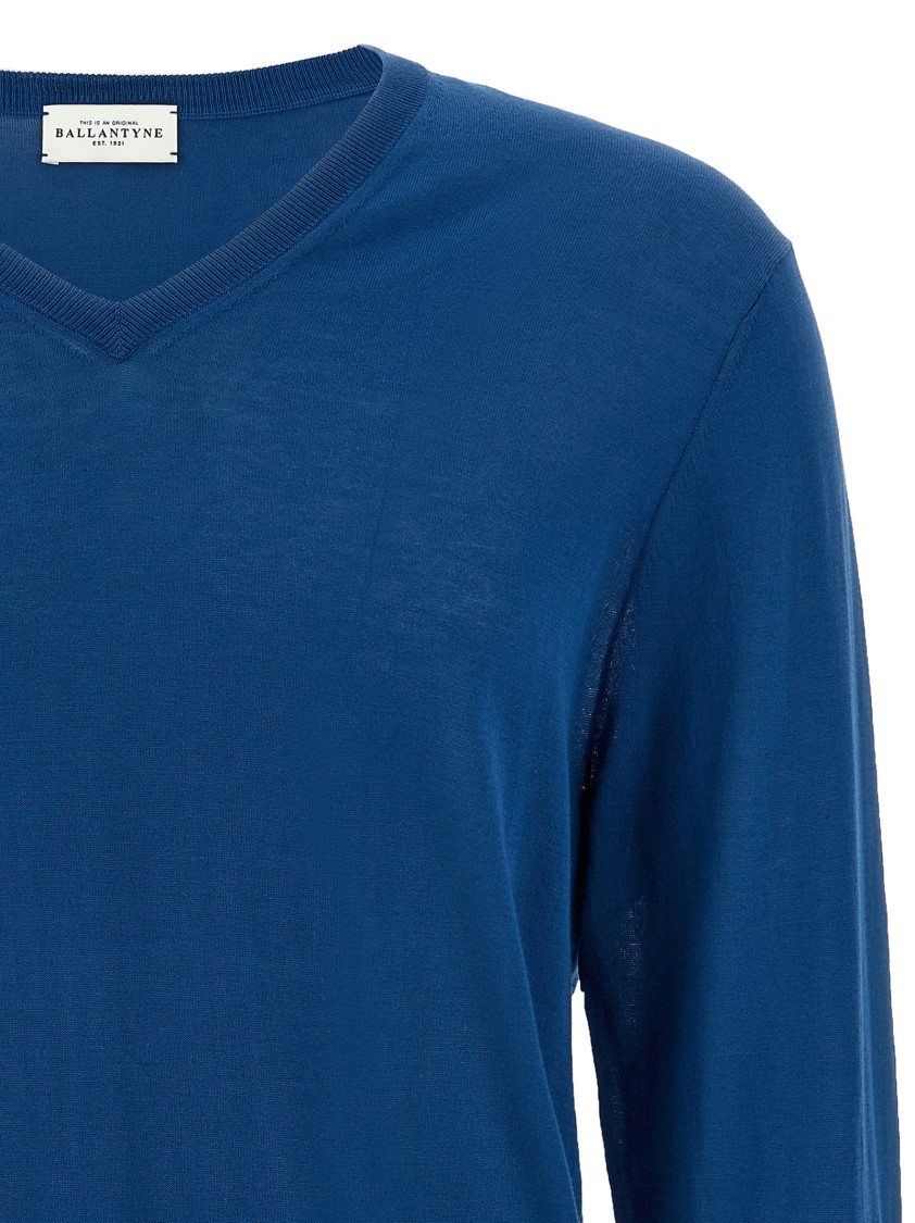 Ballantyne V Neck Sweaters And Cardigans In Blue