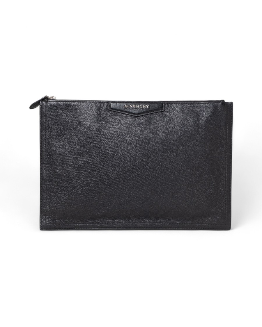 Givenchy Antigona Medium Black Clutch In Black