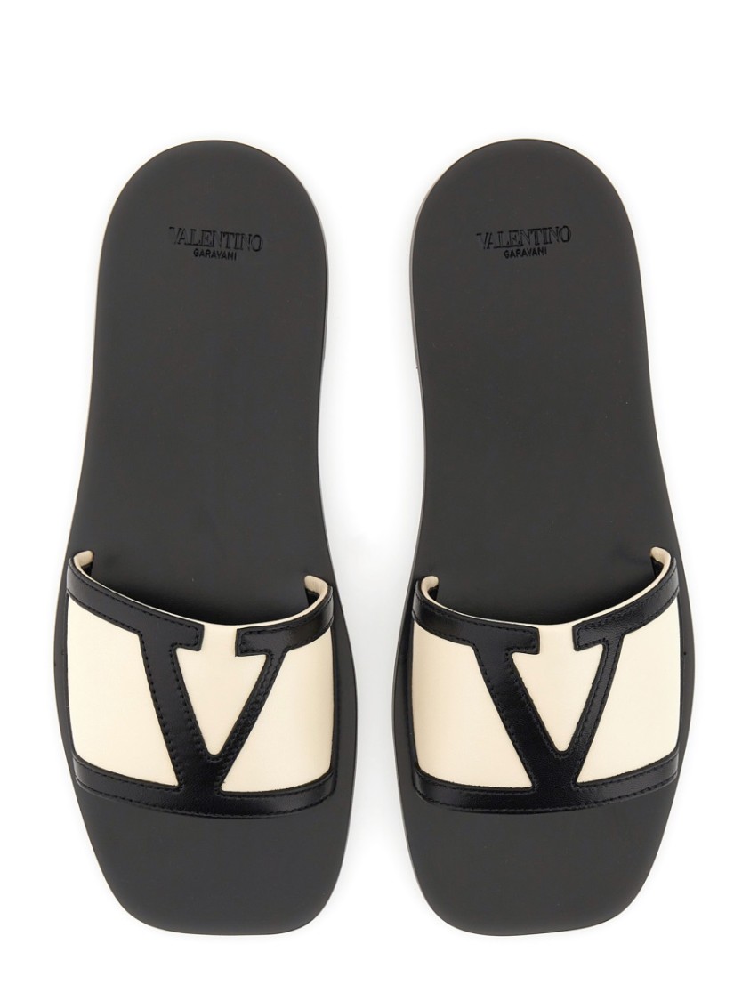 Valentino Butter White And Black Synthetic Slides With Wide Strap
