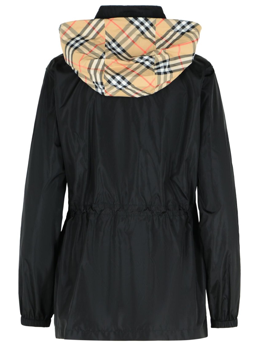ブルゾン Burberry Blackpool' Black Polyamide Raincoat Burberry Blackpool Black Polyamide Raincoat | ModeSens