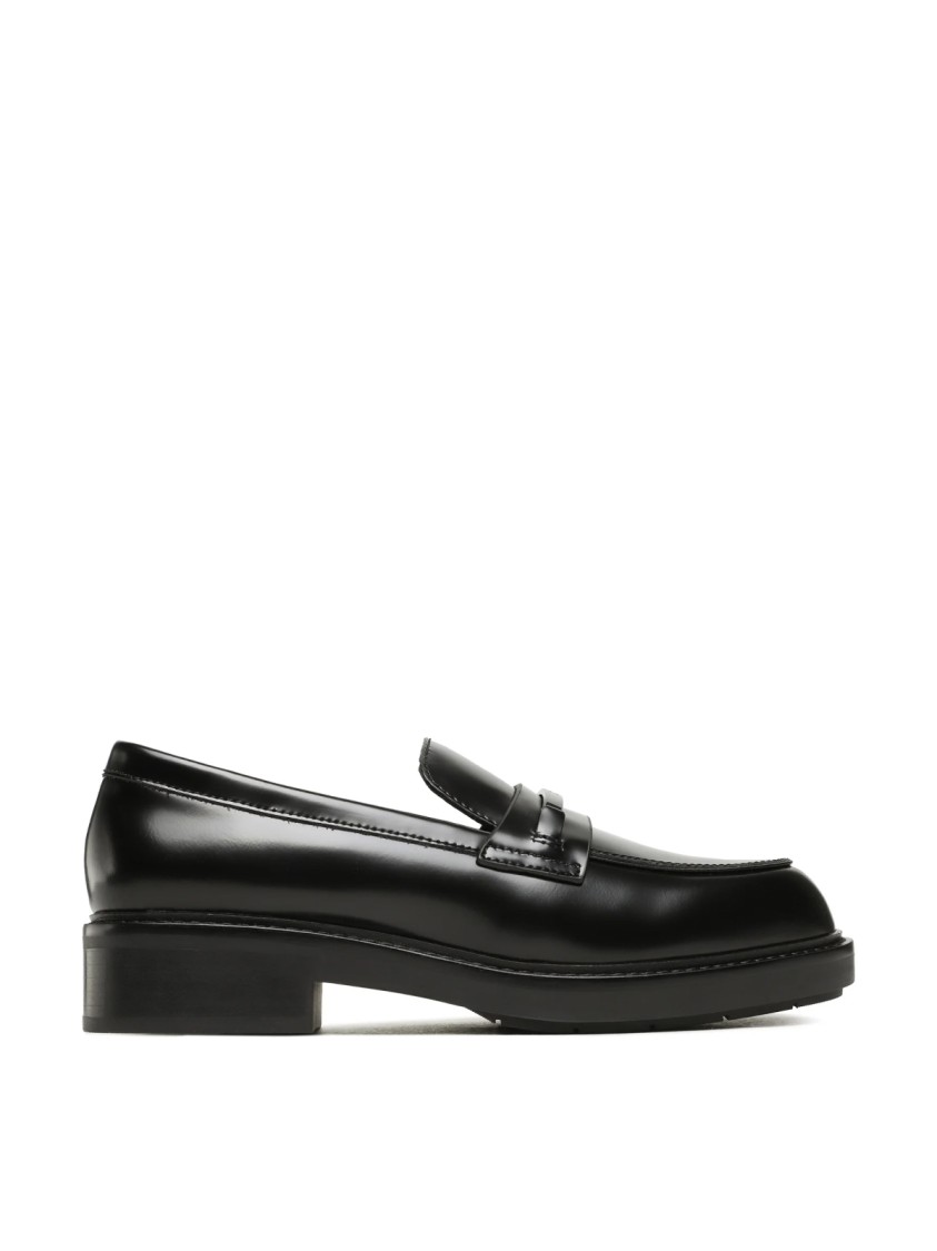 Calvin Klein Logo Detail Loafers In Black