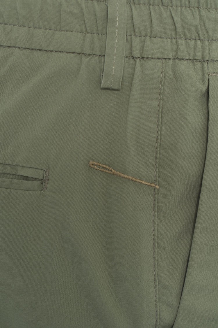 Cruna Maui' Shorts In Green