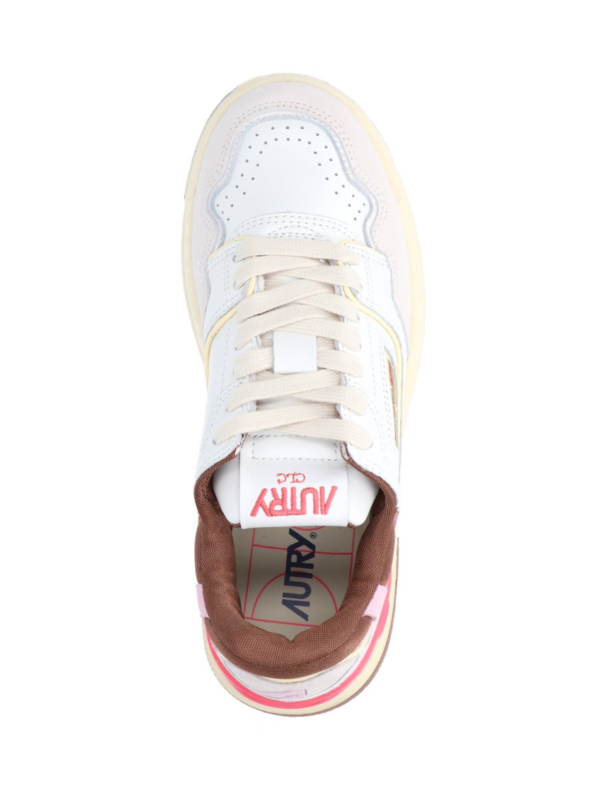 Shop Autry Clc Low-top Sneakers In White Leather