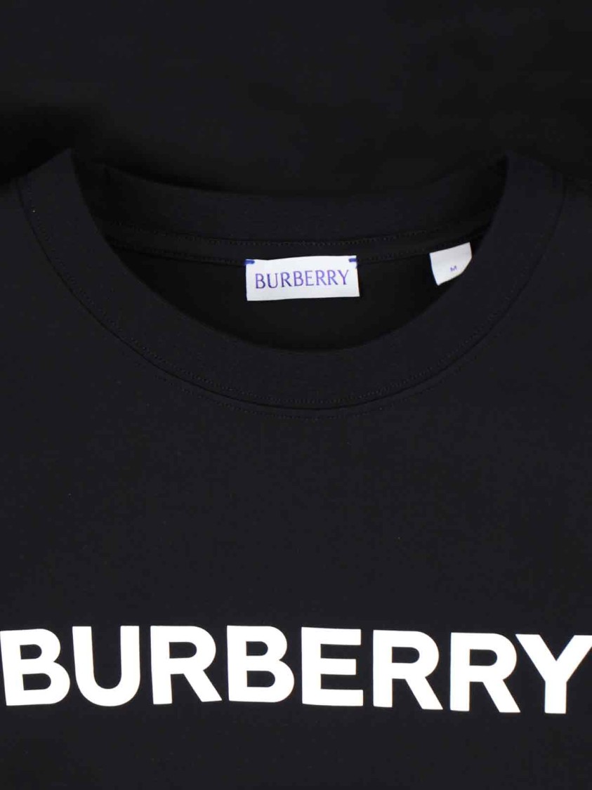 Burberry Black T-shirt With Bold Logo Design