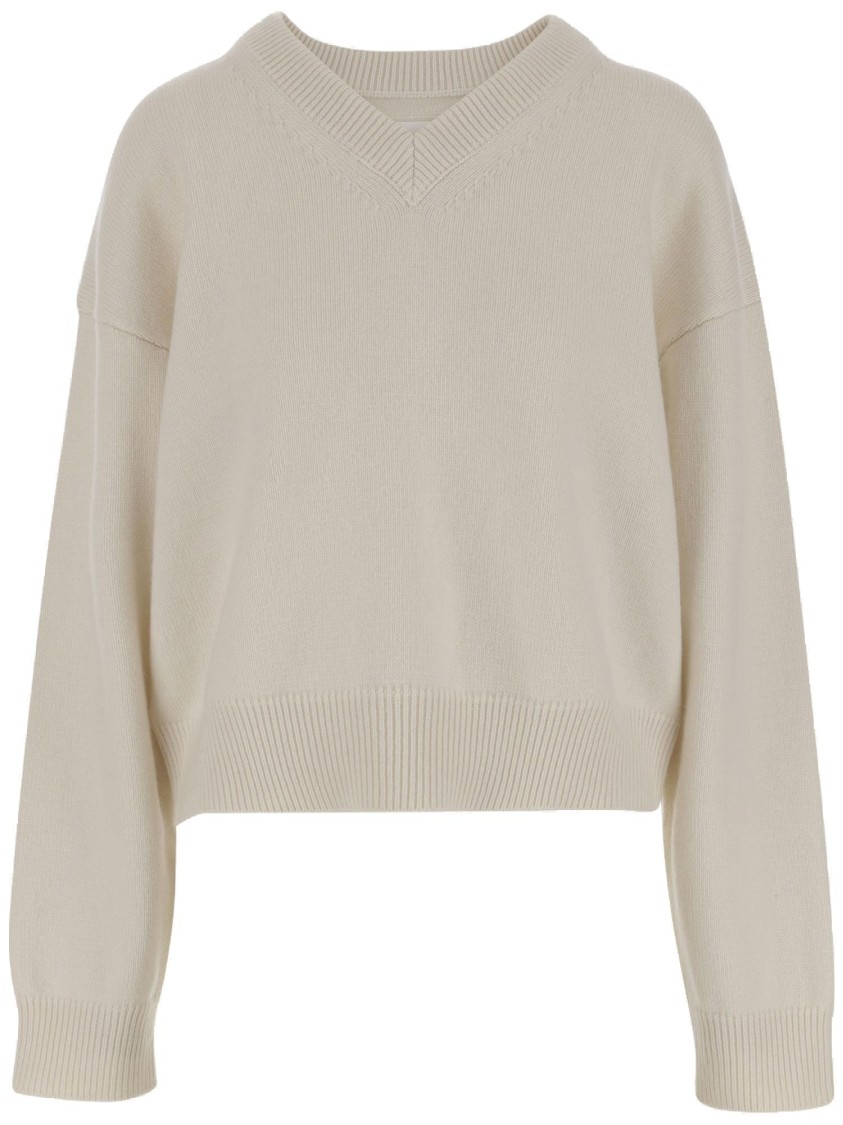 Armarium Stretch V-neck Cashmere Sweater In Neutral