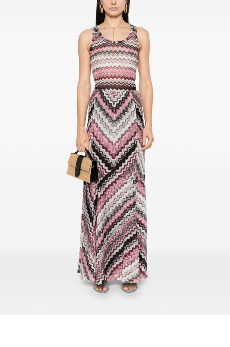 Shop Missoni Zigzag Patterned Fitted Tank Top In Pink