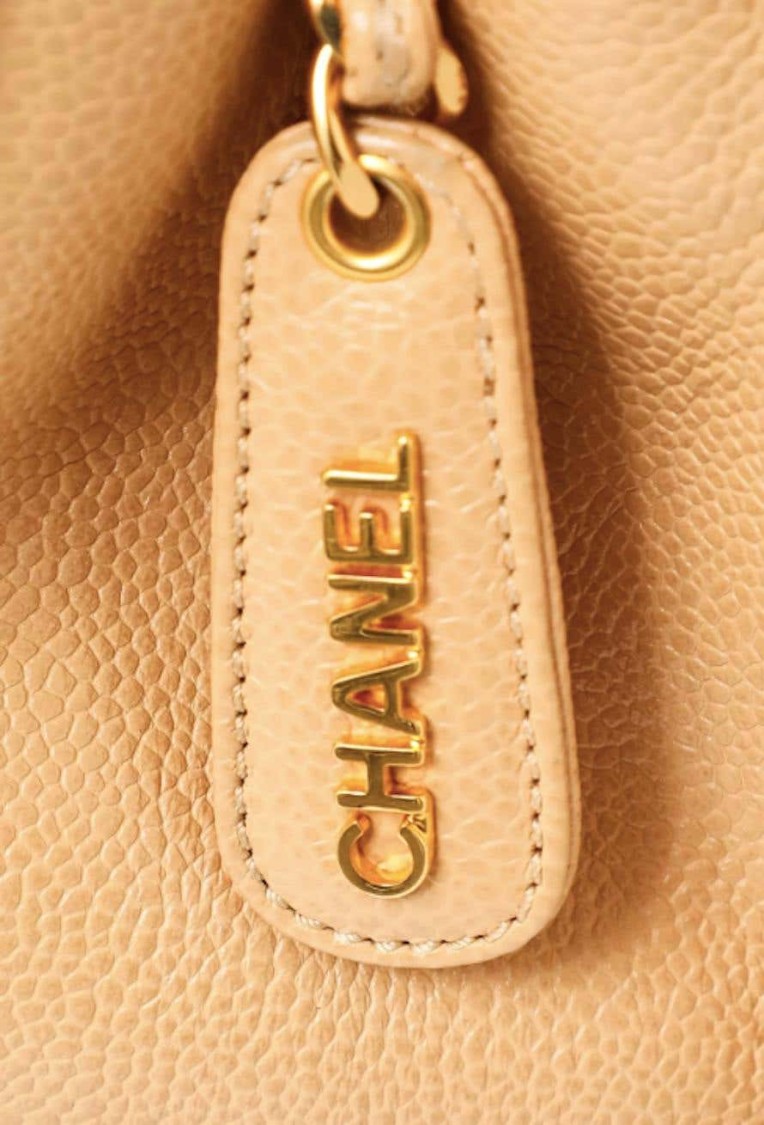 Pre-owned Chanel Camel Caviar Leather Bag In Neutrals
