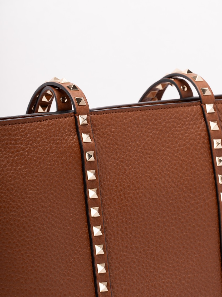 Valentino Garavani Rockstud Tote With Edgy Embellishments In Brown