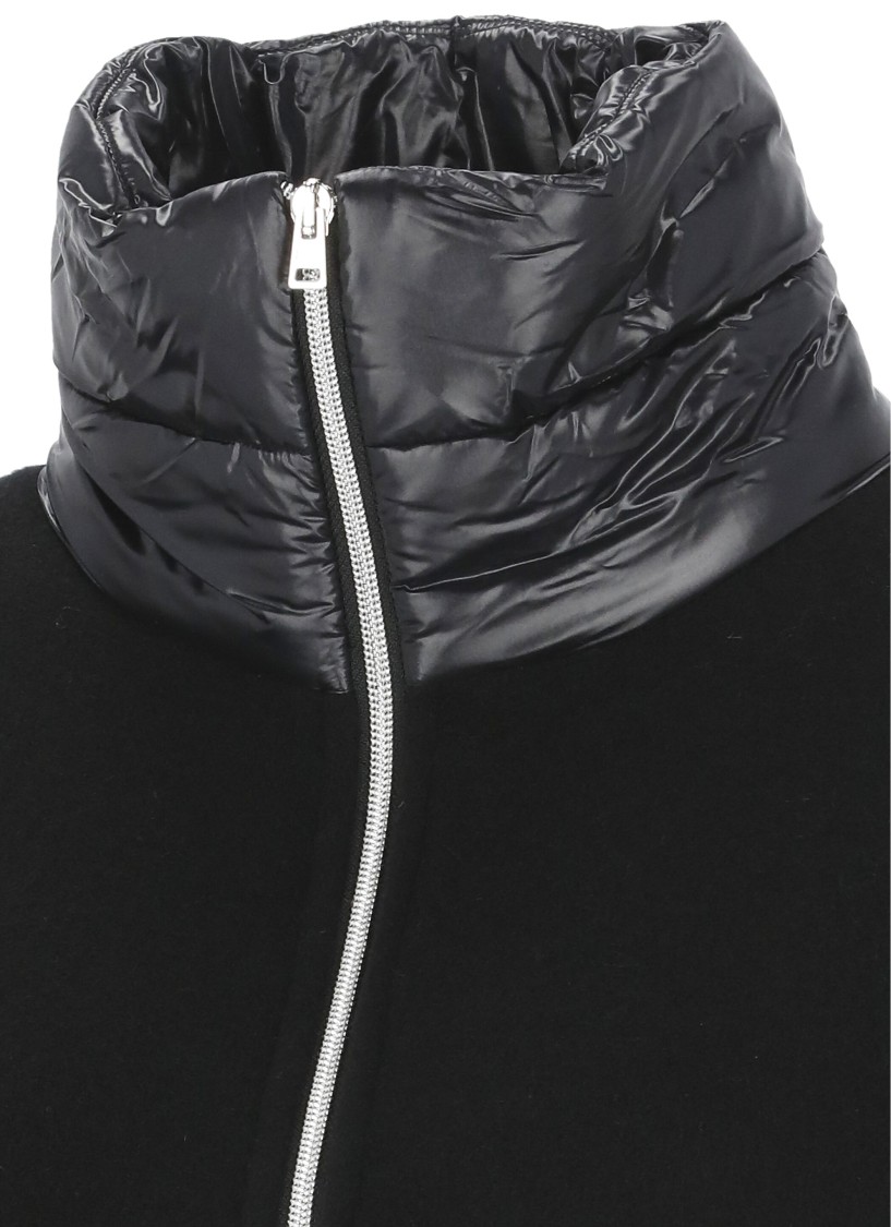Herno Resort Poncho In Wool And Cashemre With Ultralight Nylon Details In Black