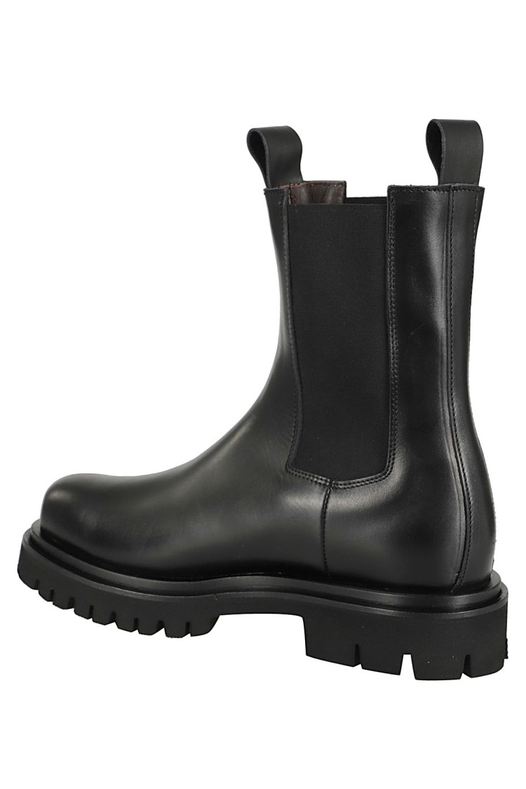 Seboy's J Step Ankle Boot In Black