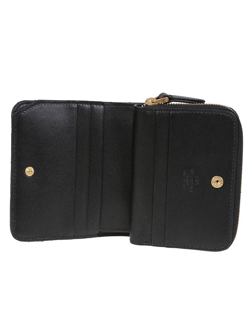 Valentino Garavani Zip Around Wallet Quiltie 67 In Black