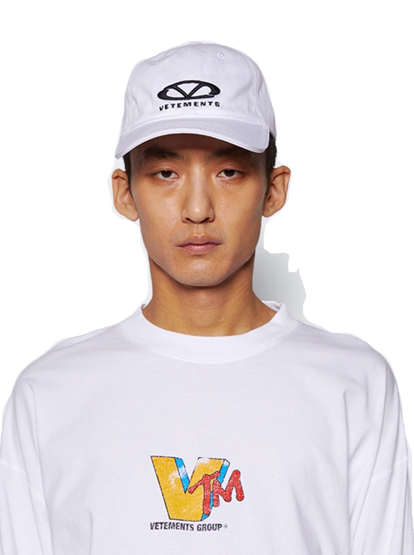 Vetements Oval Logo Cap White In White