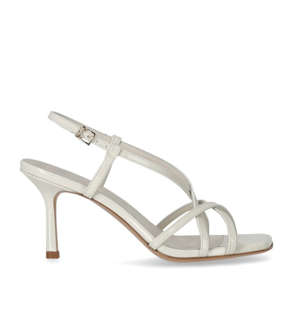 サンダル・ミュール Sergio Levantesi Ilenia Butter Heeled Sandal Sergio Levantesi Ilenia Butter Heeled Sandal In White | ModeSens