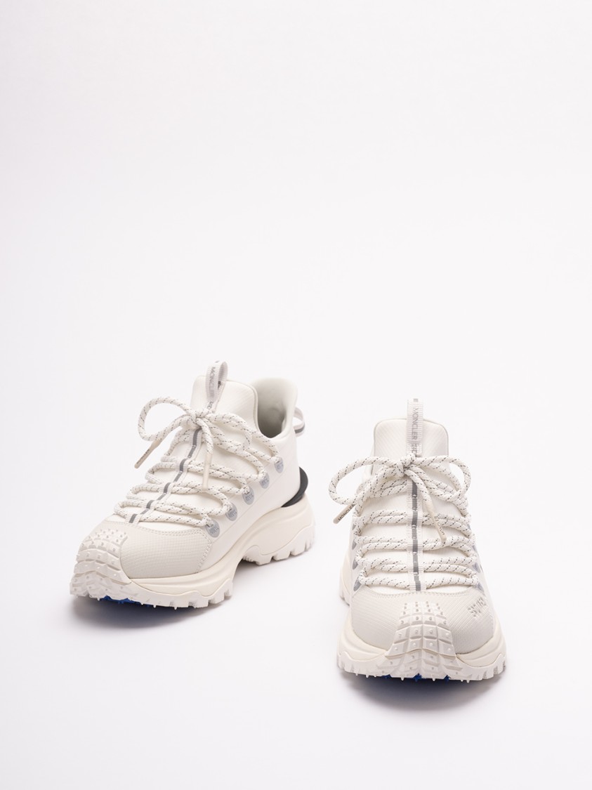Shop Moncler `trailgrip Lite2` Low-top Sneakers