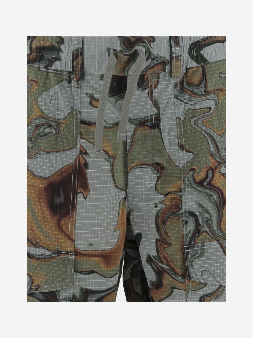 Woolrich X Black Label Camouflage Short Trousers In Multi