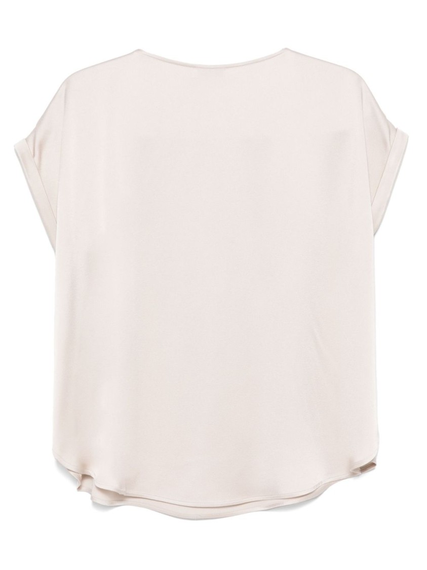 Le Tricot Perugia Relaxed Grey T-shirt With Soft Fabric Blend In White