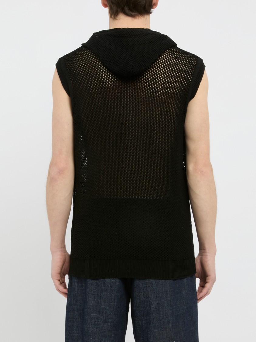 AMARANTO AMARANTO MESH DESIGN BLACK KNIT TOP 