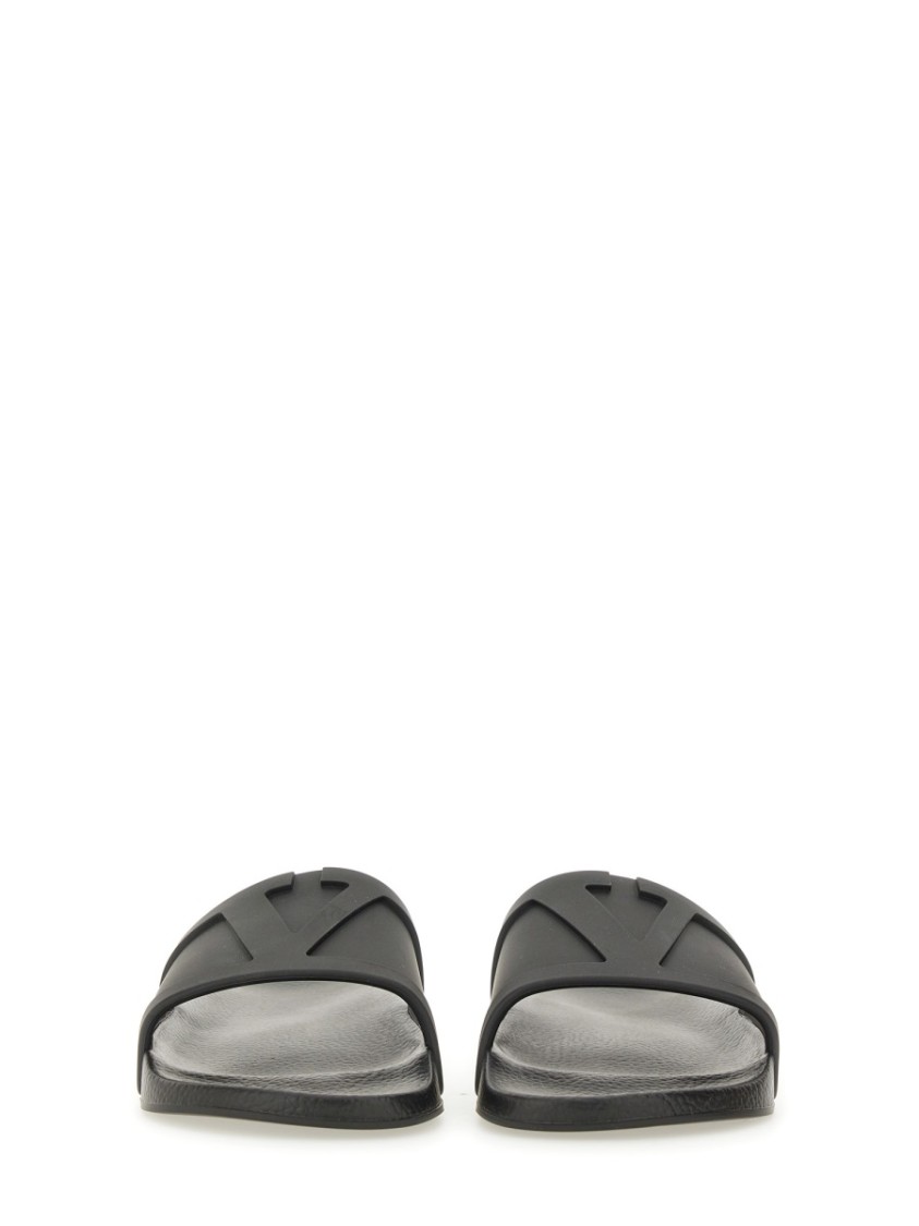 Valentino Garavani Black Sandals With Vlogo Detail On The Front In Tech Fabric Man