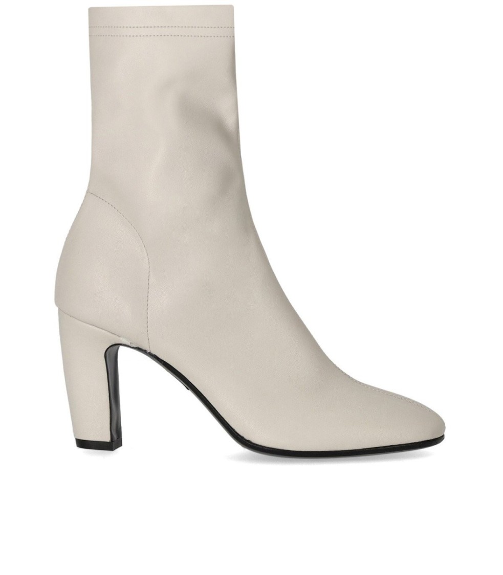 STRATEGIA STRATEGIA ZHAIRA WHITE HEELED ANKLE BOOT