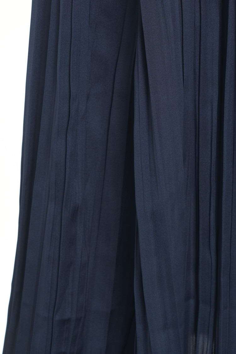 MICHAEL KORS MICHAEL KORS FLOWING PLEATED MIDI SKIRT WITH ELASTIC WAISTBAND