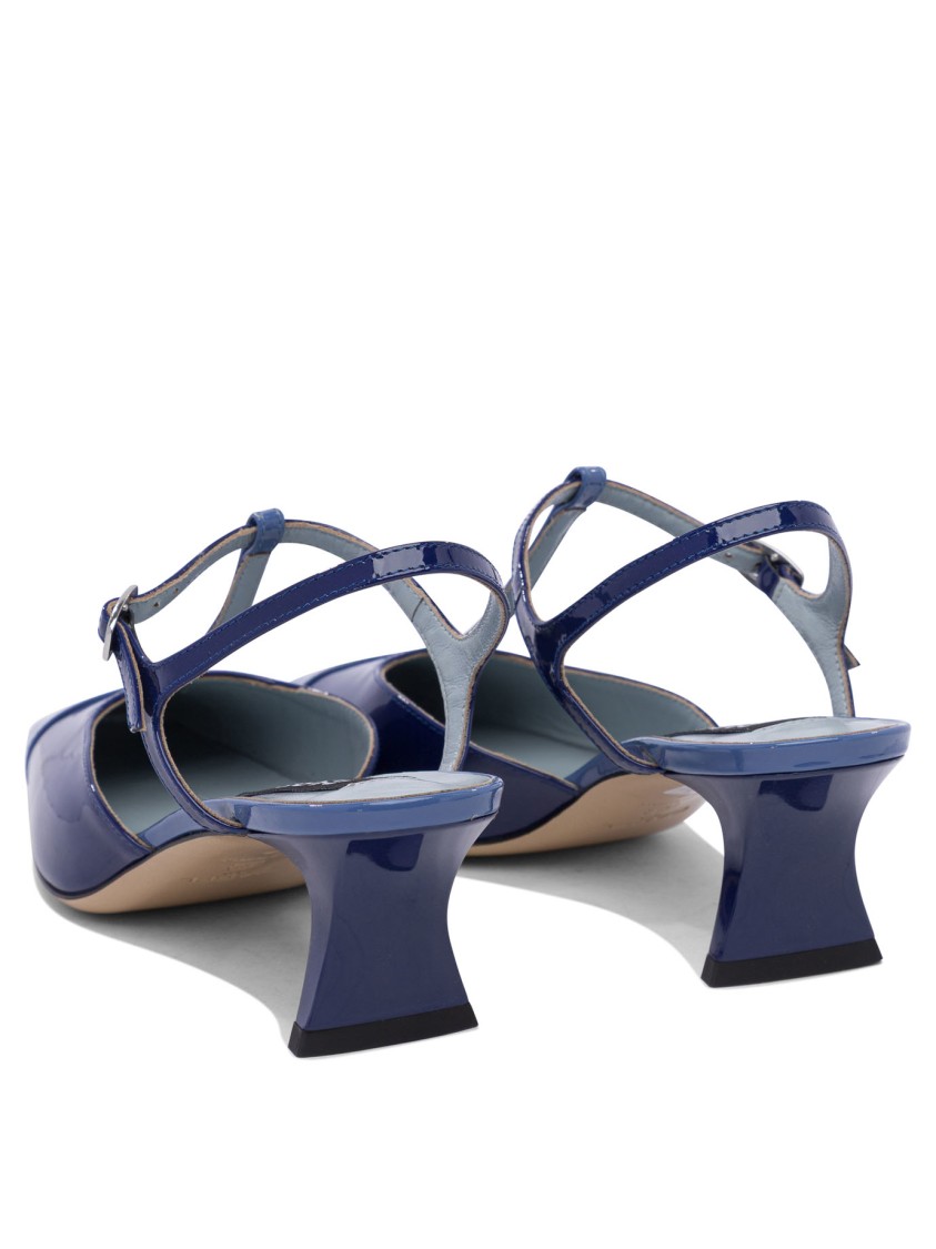 Carel Paris Pointed Toe T-strap Sandals In Calf Leather In Black